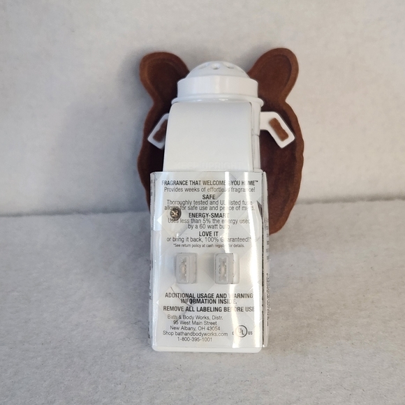 Bath & Body Works Bowtie Bear With Glasses Fragrance Plugin - Picture 5 of 9